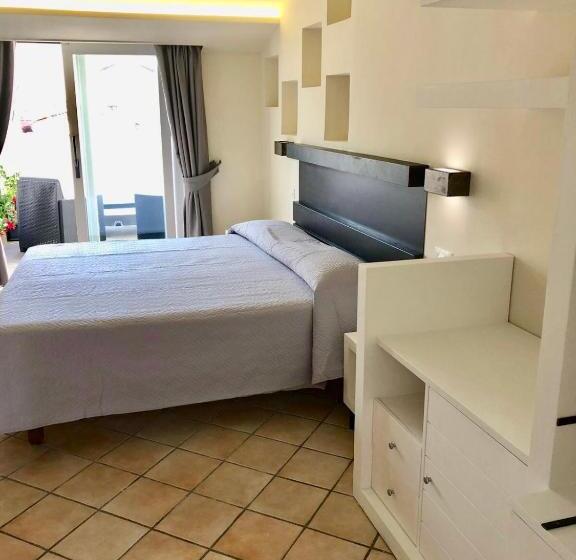 テラス付きスタンダードルーム, Sorrento Inn Funzionista