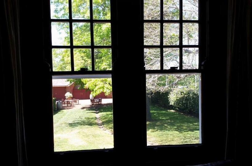 디럭스 스위트, Petersons Armidale Winery And Guesthouse