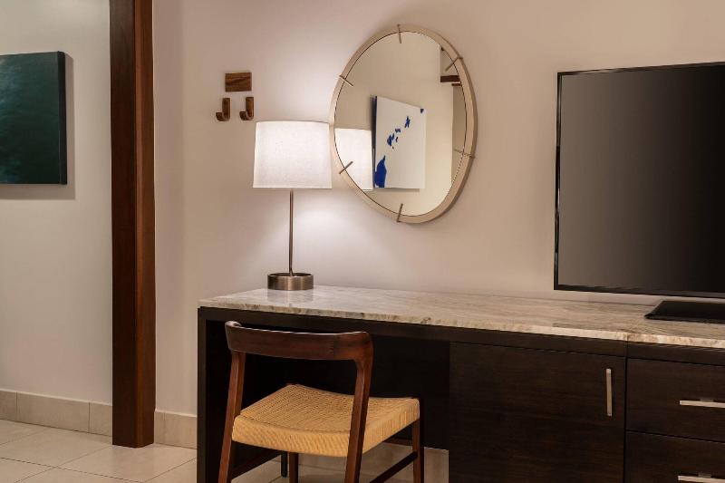 Studio Standard, Country Inn & Suites Downtown Convention Center By Radisson, Gatlinburg, Tn