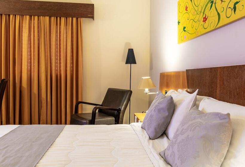스탠다드 룸, Dexter Hotel   Volta Redonda