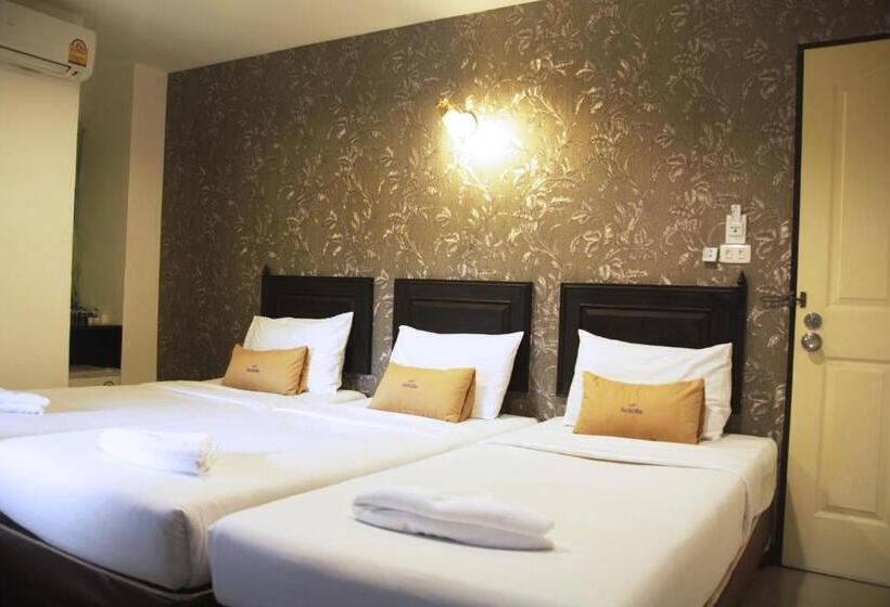 Quarto Triplo Estandar, Erawan House