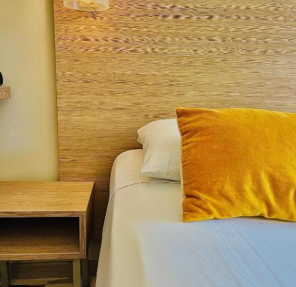 テラス付スーペリアルーム, Forme Hotel & Spa Montpellier Sud Est   Parc Expositions   Arena