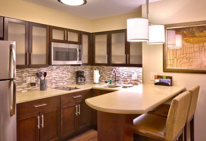 Люкс Адаптированный для Инвалидов, Staybridge Suites Cheyenne, An Ihg