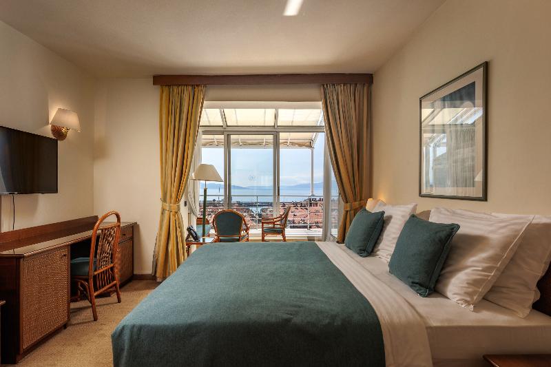 اتاق اجرایی, Windsor Oceanico