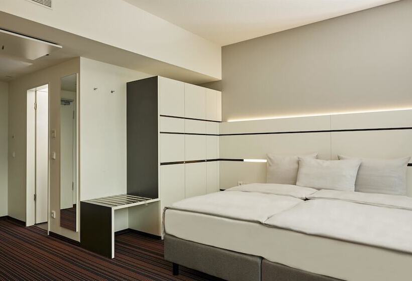 Номер Superior, Hyperion Hotel Hamburg