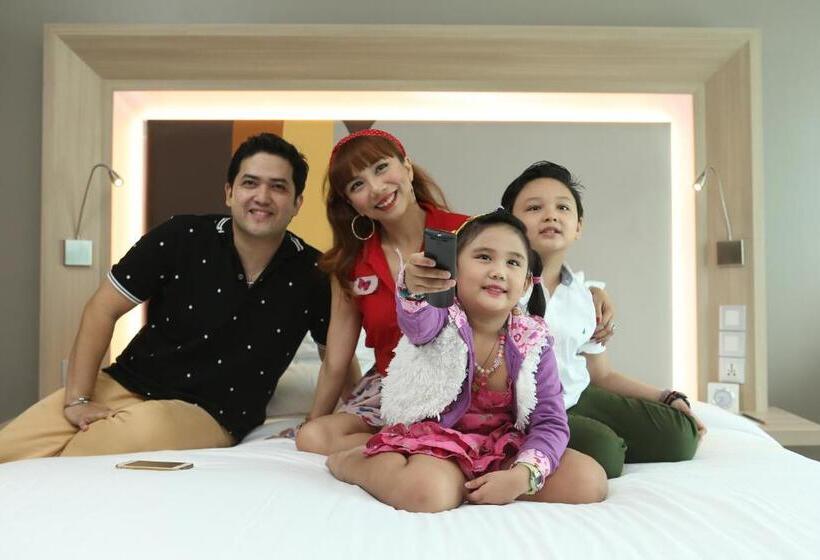 이그제큐티브 룸 킹사이즈 침대, Novotel Manila Araneta City