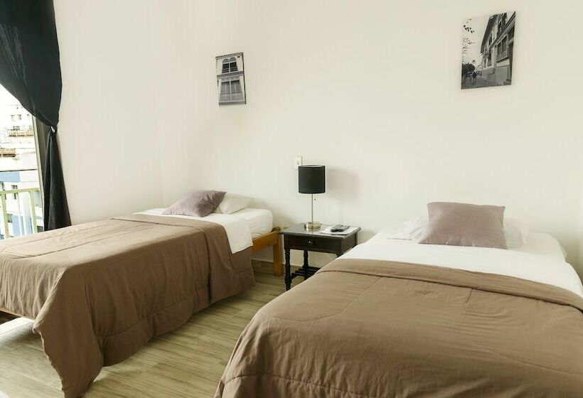 침실 4개 아파트, Casa De Romero B&b