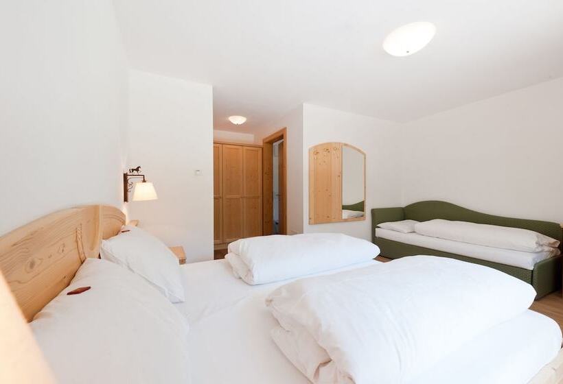 اتاق راحتی سه تخته, Albergo Zur Sonne