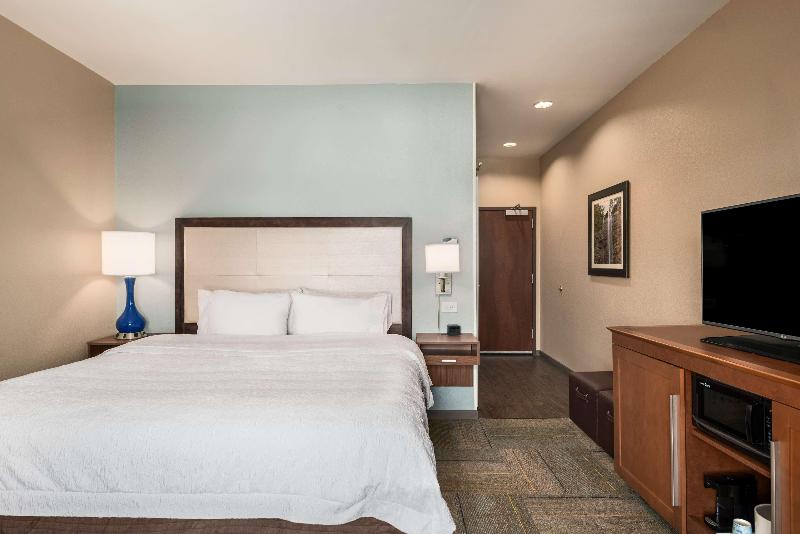 Стандартный Номер Кровать Кинг, Hampton Inn & Suites Lavonia