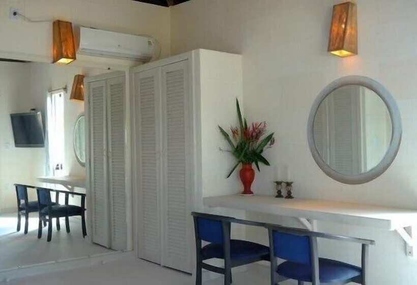 Люкс Повышенной Комфортности, Peninsula Beach Club