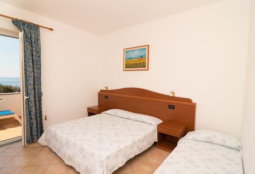 Номер Стандарт Трехместный, Villa Fumerie