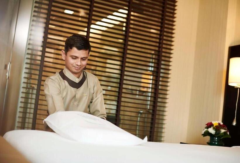 Номер Superior с Видом, Radisson Hotel Agra