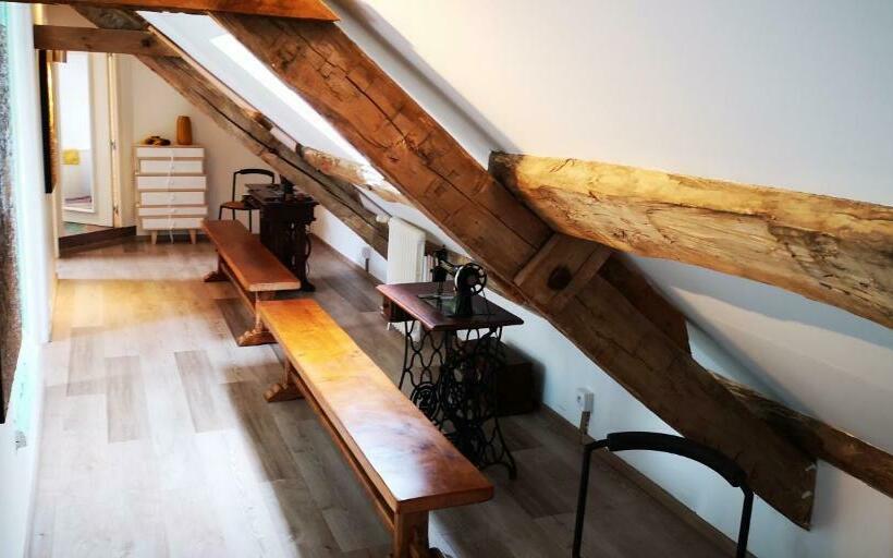 Семейный Номер, Ancien Moulin Créancey