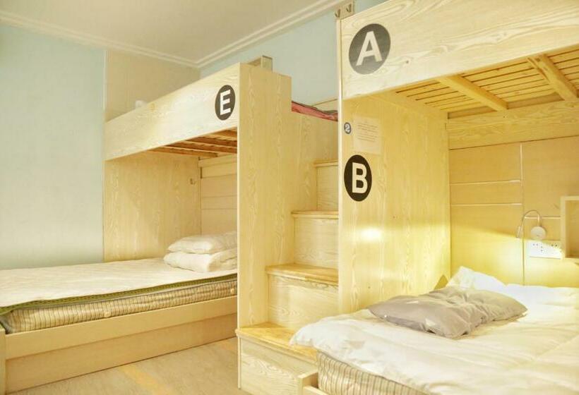 Кровать в Общей Комнате, Kunlun International Youth Hostel
