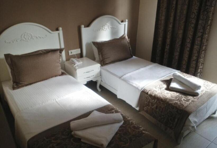اتاق اساندارد با چشم‌انداز جانبی به دریا, Enda Boutique Hotel Kalkan