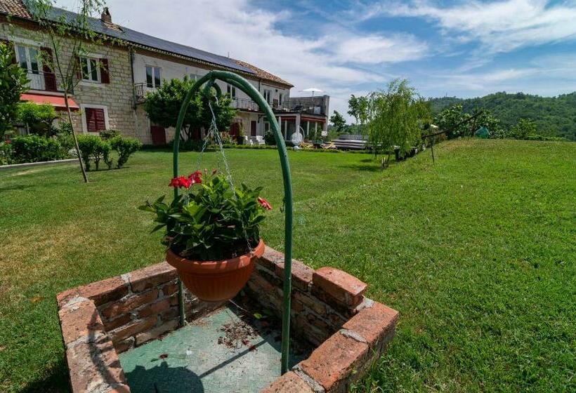 Номер Стандарт, Casabella 22