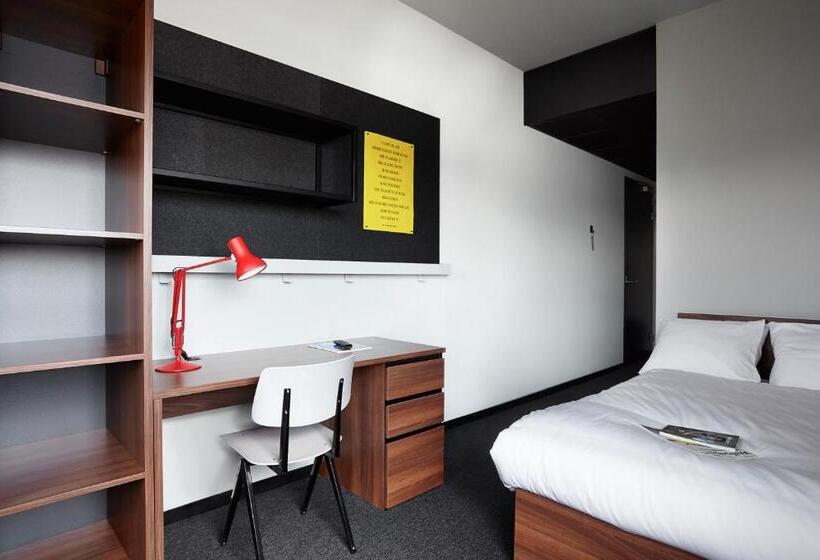 Standard Single Room, The Social Hub Amsterdam City