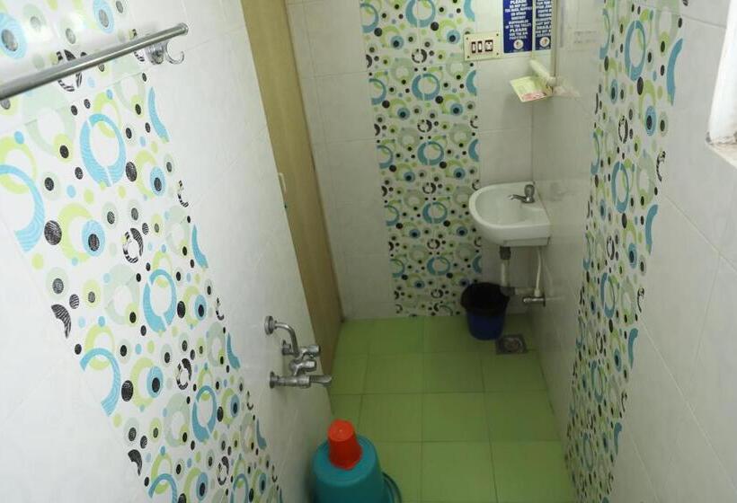 Трехместный Номер Deluxe, Just Guest House, Chennai Airport