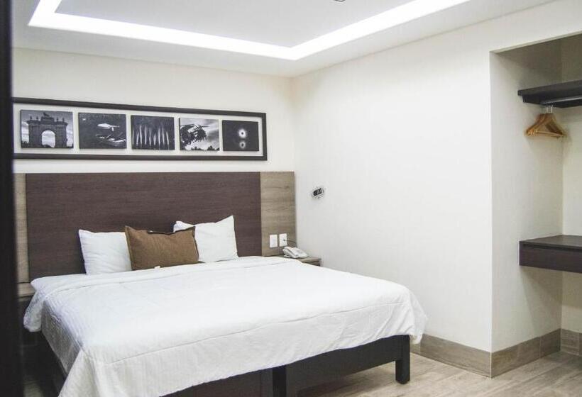 Quarto Deluxe, River Poliforum
