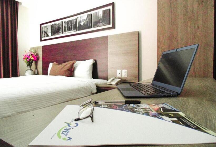 Quarto Deluxe, River Poliforum