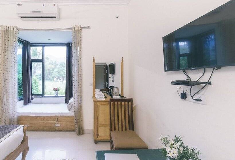 اتاق لوکس, The Country Side Resort