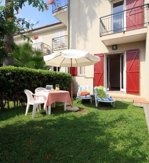 استودیو استاندارد با چشم‌انداز باغ, Residence La Meridiana