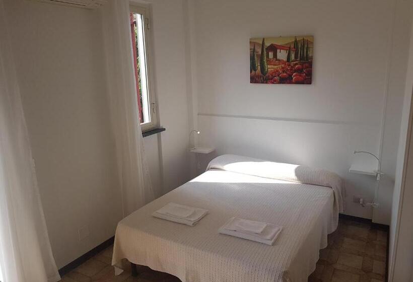 استودیو استاندارد با چشم‌انداز باغ, Residence La Meridiana