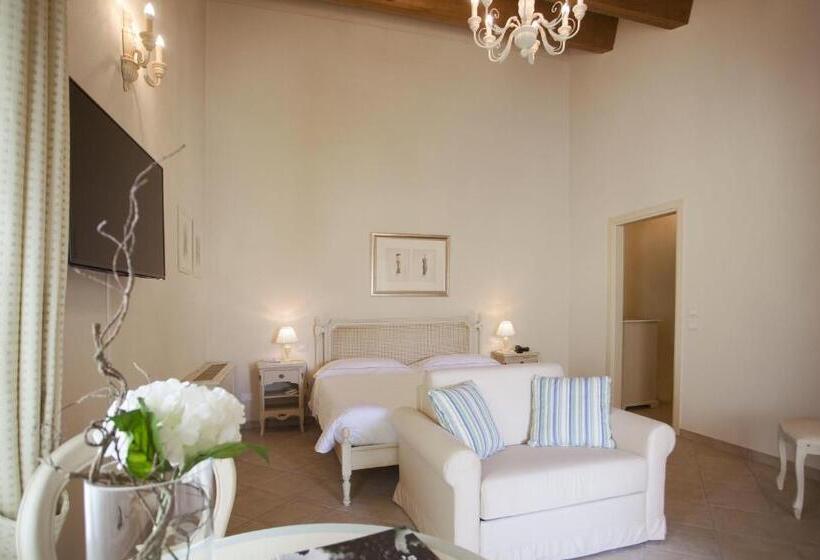 Полулюкс Вид на Бассейн, Borgo Conde Wine Resort