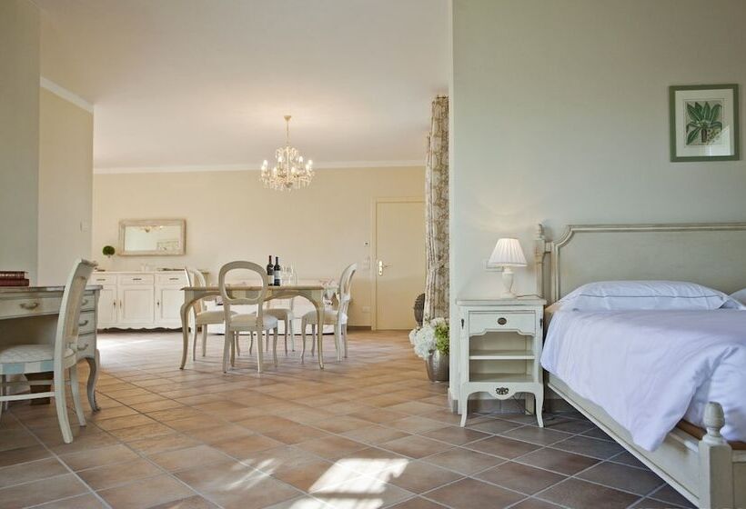 Полулюкс Вид на Бассейн, Borgo Conde Wine Resort