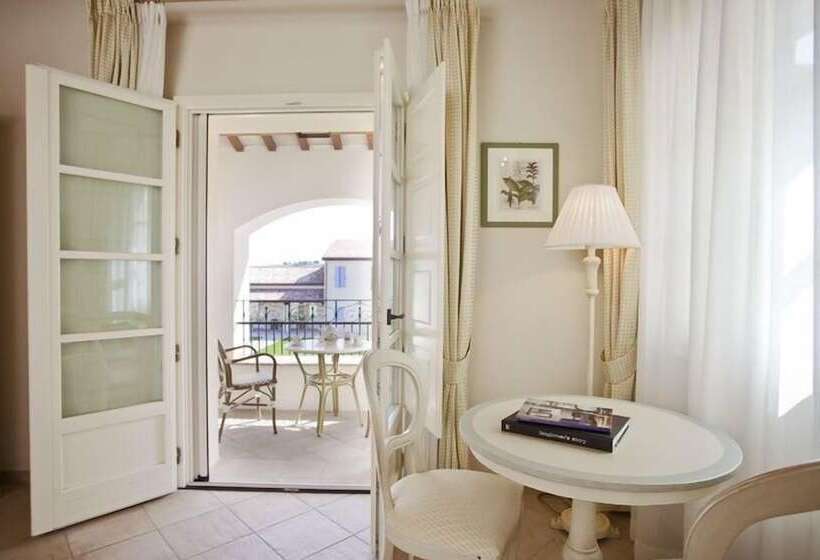 Люкс Вид на Бассейн, Borgo Conde Wine Resort