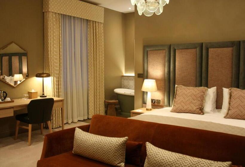 Люкс Повышенной Комфортности, The Bell Hotel, Saxmundham