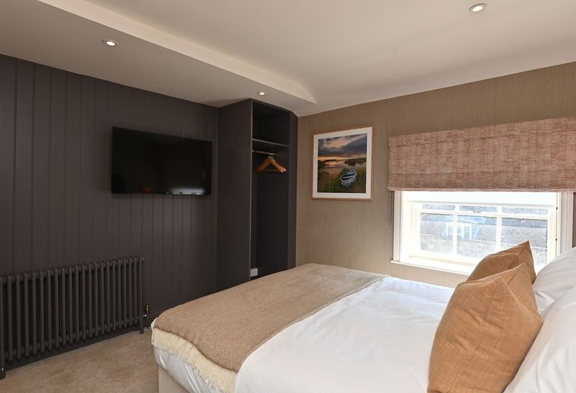 Номер Стандарт, The Bell Hotel, Saxmundham