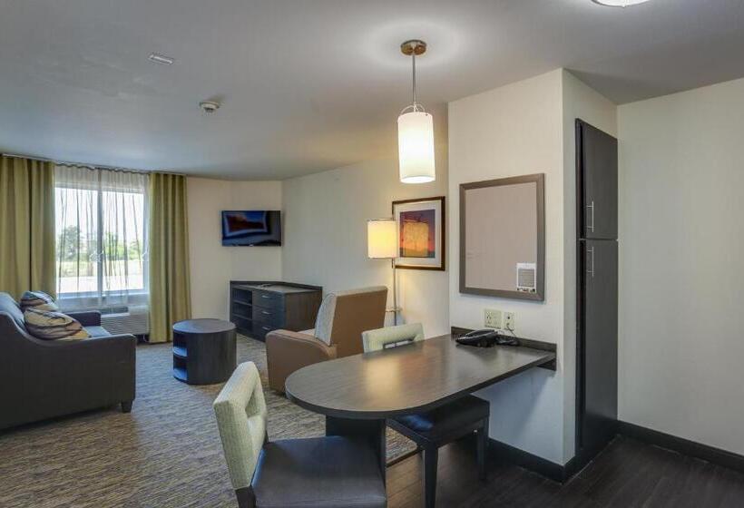 Люкс Кровать Кинг, Candlewood Suites College Station, An Ihg