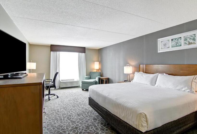 Стандартный Номер Кровать Кинг, Holiday Inn Express & Suites Oshawa Downtown   Toronto Area, An Ihg