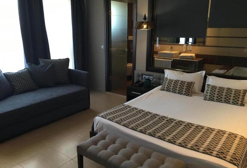 小型套房, Maison