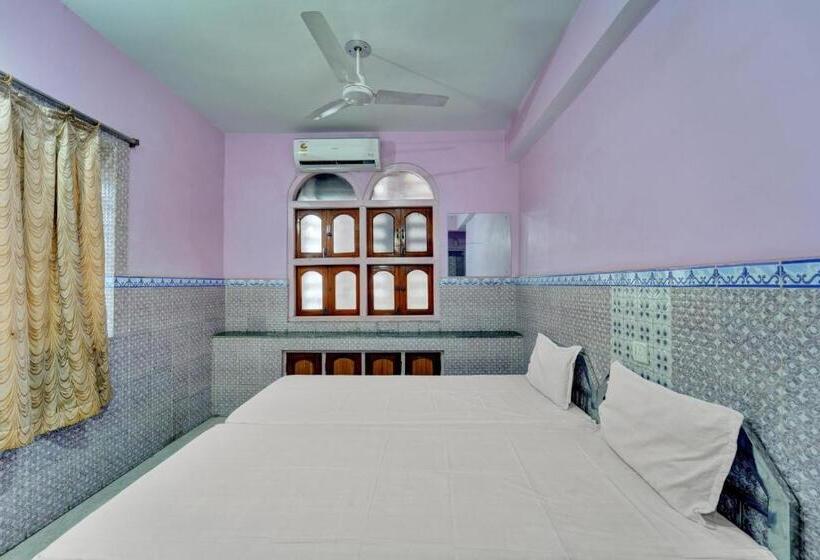 Triple Classic Room, O Guru Nanak Residency