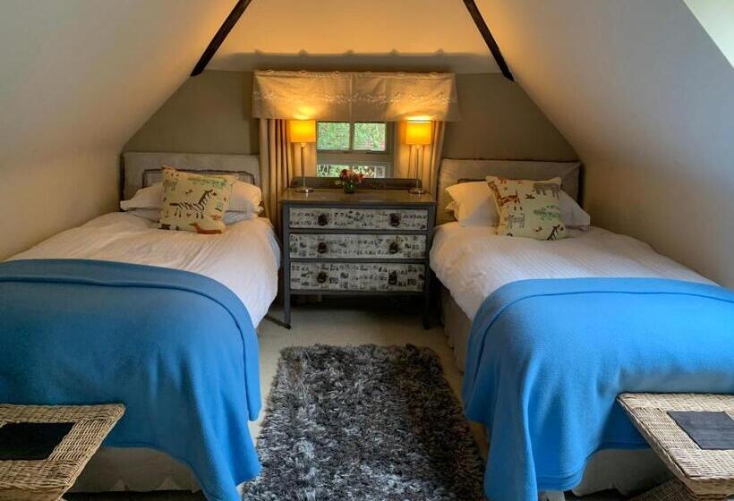 Дом 2 Спальни, Bootmenders B&b