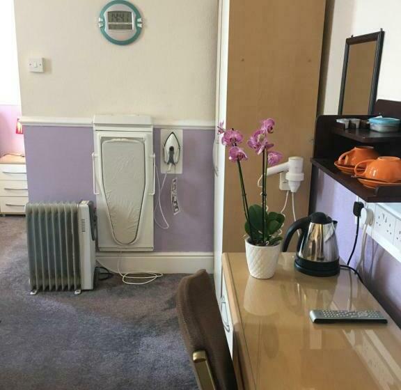 标准间, Adelphi Guest House