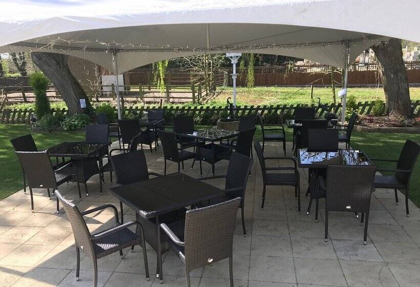 חדר סטנדרט, The White Lion Inn