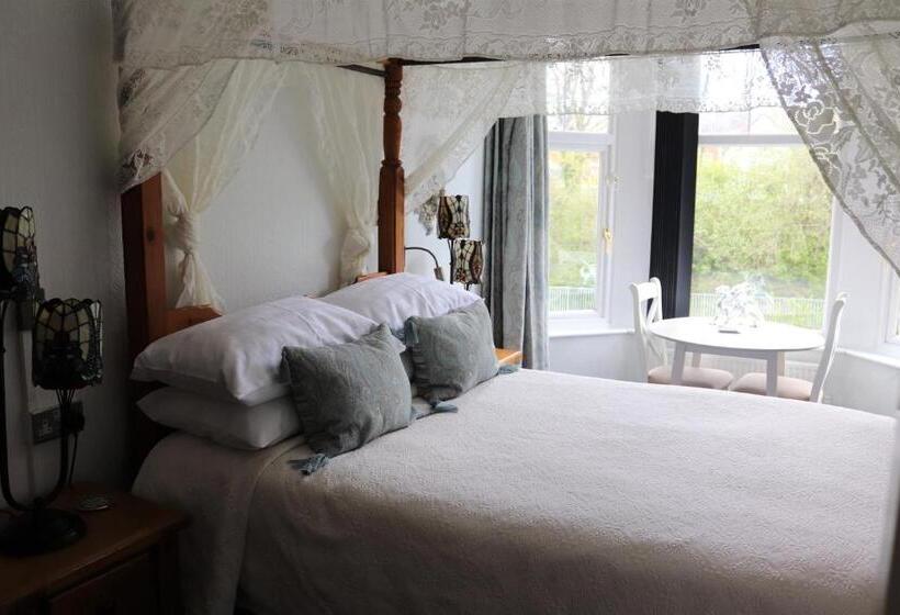 Семейный Номер Классика, Greylands Guest House