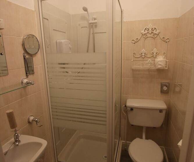 Номер Стандарт, Greylands Guest House