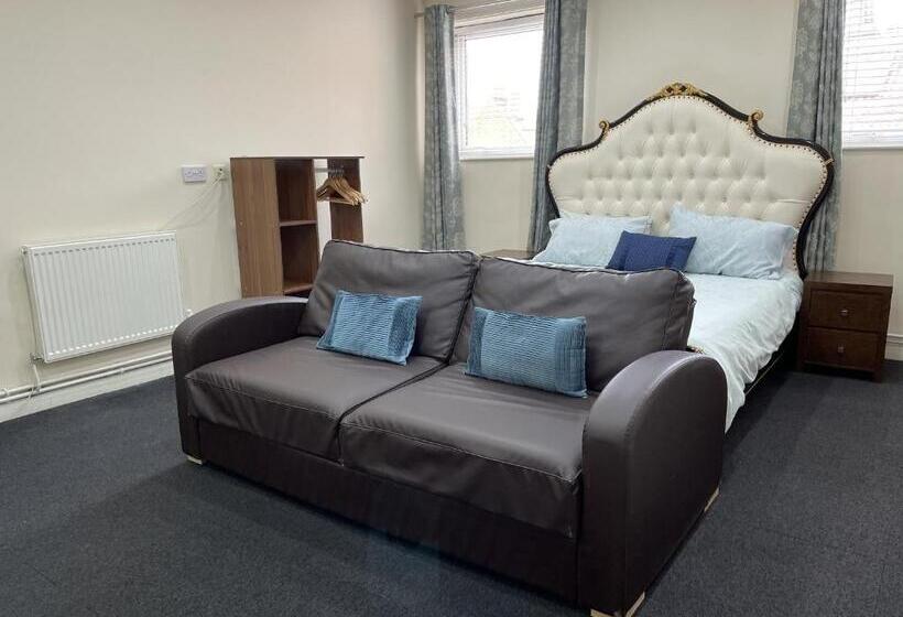 Семейный Номер, The Goodlife Guesthouse