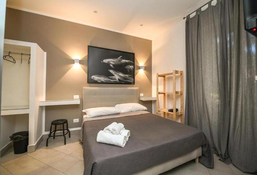 اتاق استاندارد با وان آب گرم, Living Salerno B&b