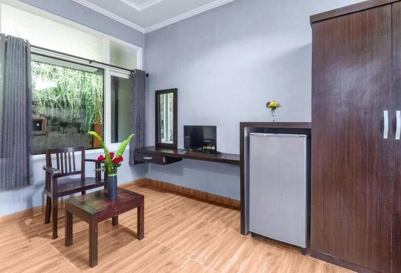 Номер Стандарт, Dewi Sinta Hotel And Restaurant