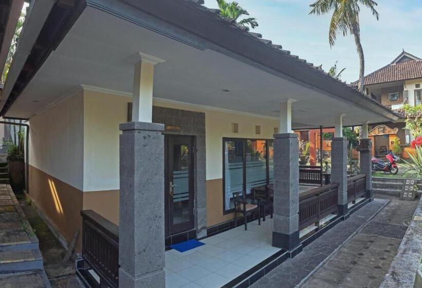 Семейный Номер, Dewi Sinta Hotel And Restaurant