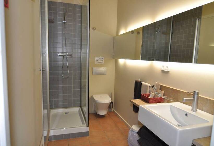 Номер Стандарт, Restaurant & Rooms Cabrit