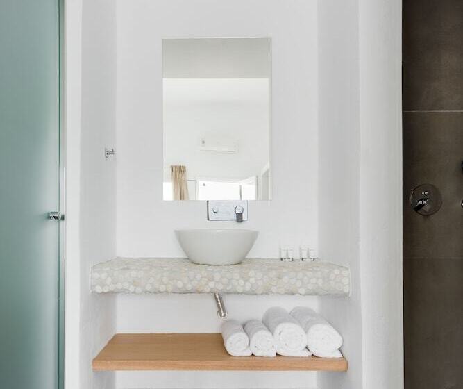 Standard Room, Eucalyptus