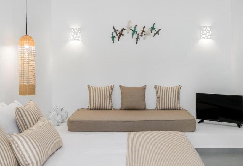 Standard Triple Room, Eucalyptus