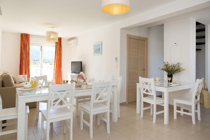 Апартаменты 4 Спальни, Résidence Odalys Casa D Orinaju