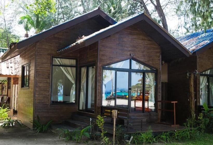 Бунгало Стандарт Вид на Море, Salisa Resort